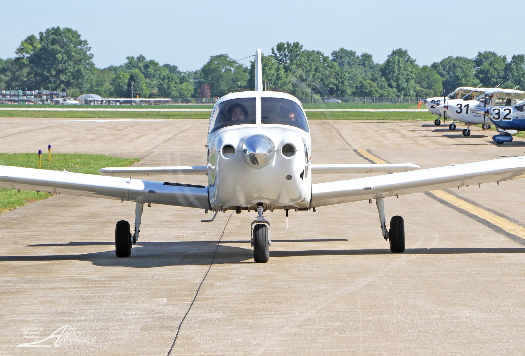 Piper aircraft prepared for Ideal Aviation's Air Race Classic team