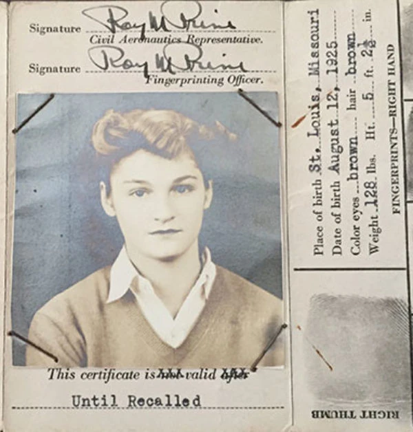 Photo of Beverly Von Hoffman's pilot license, obtained in 1943